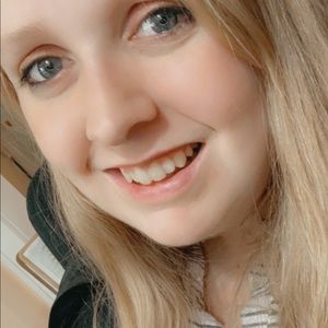 Meet your Posher, Racheal